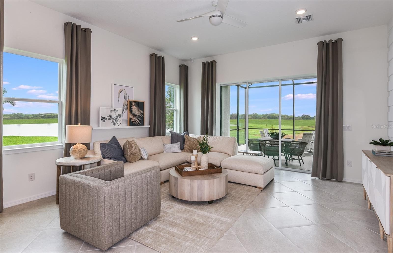 Model Home Design Only. Pictures and furnishings are for illustrative purposes only. Elevations, colors and options may vary. Furniture is for model home staging only. - 6323 DEW DROP LOOP, ST CLOUD