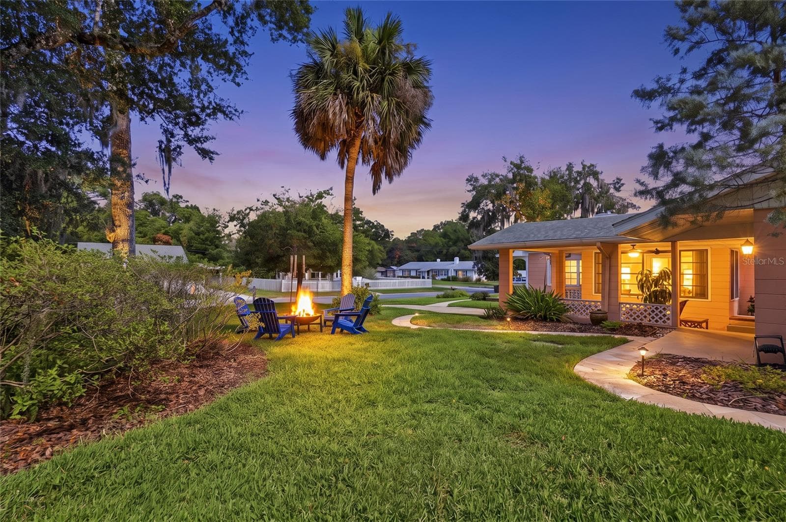Single Family Residence at 936 N BAKER ST, MOUNT DORA, photo 33 of 53