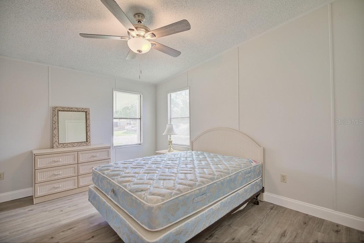 Manufactured Home at 3523 SE 35TH AVE, OKEECHOBEE, photo 11 of 23
