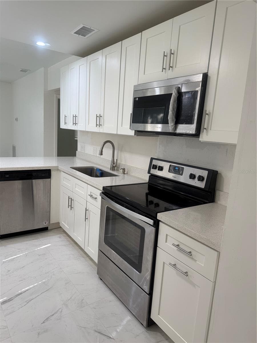 Single Family Residence at 305 ANN ST, EDGEWATER, photo 26 of 62