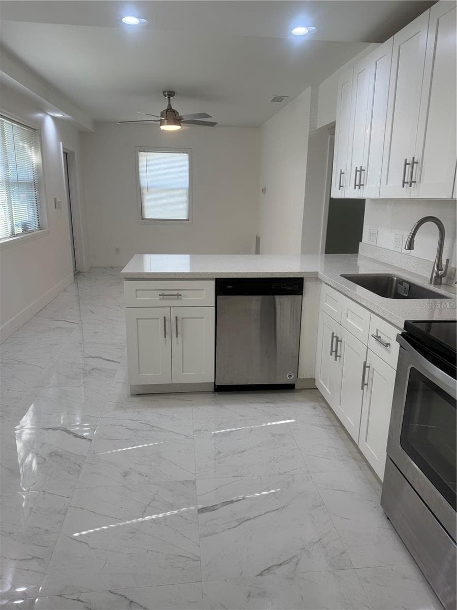 Single Family Residence at 305 ANN ST, EDGEWATER, photo 37 of 62