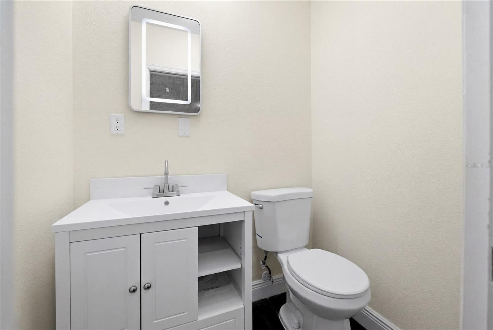 Single Family Residence at 9402 N 12TH ST, TAMPA, photo 9 of 21