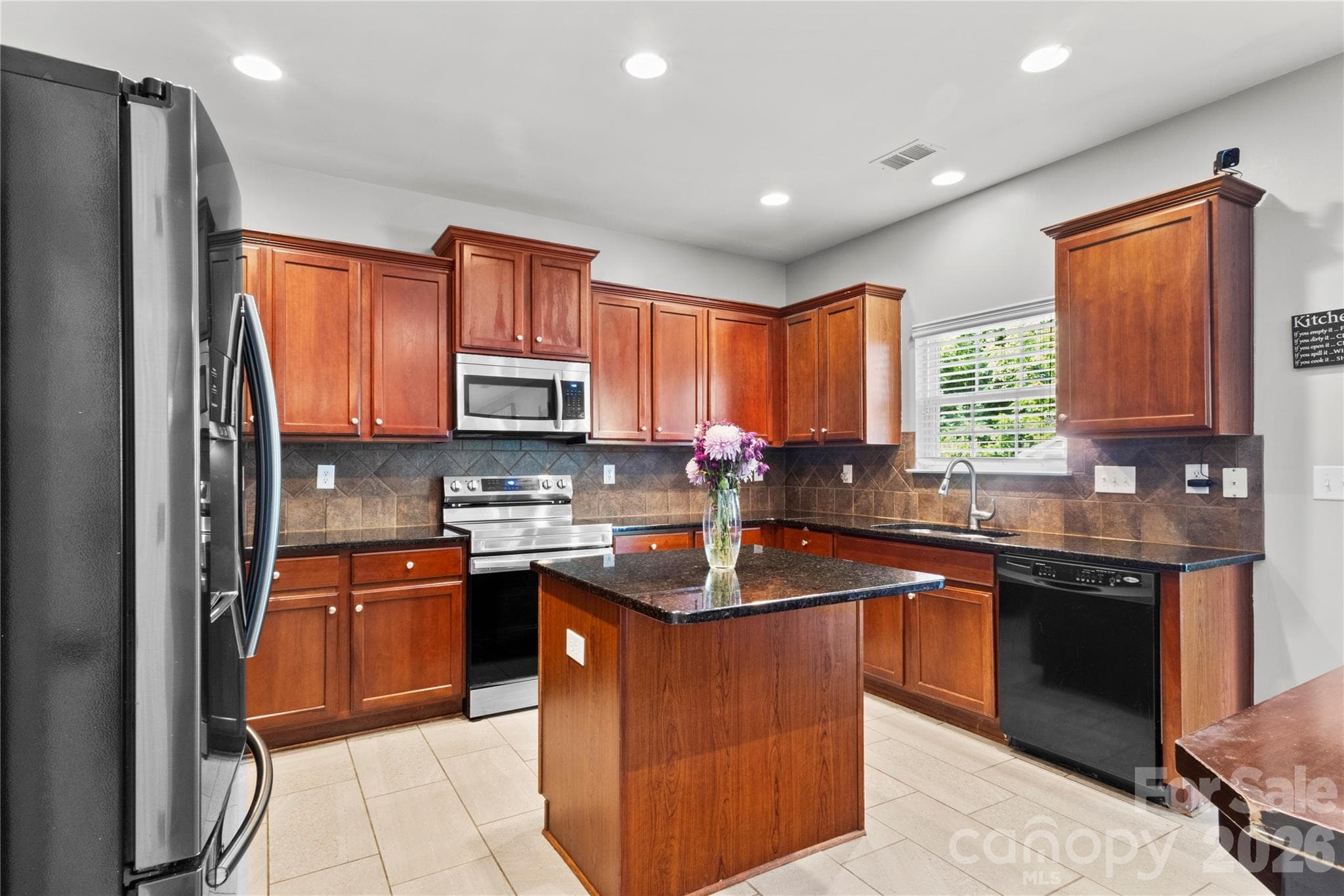 Single Family Residence at 6600 Hermsley Road, Charlotte, photo 12 of 39