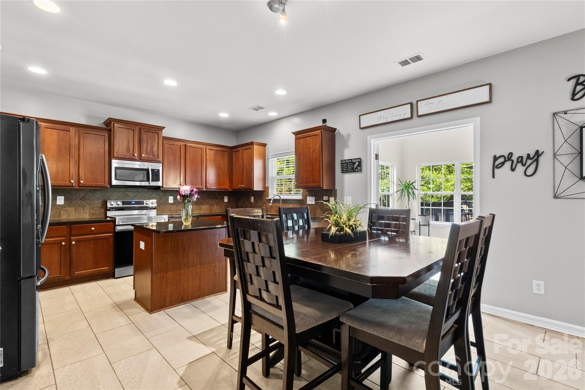 Single Family Residence at 6600 Hermsley Road, Charlotte, photo 13 of 39