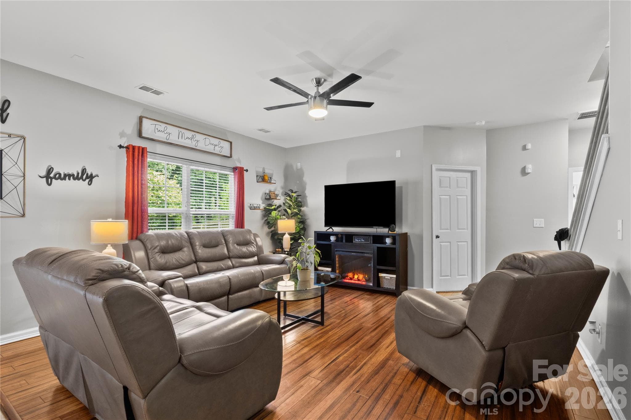 Single Family Residence at 6600 Hermsley Road, Charlotte, photo 14 of 39