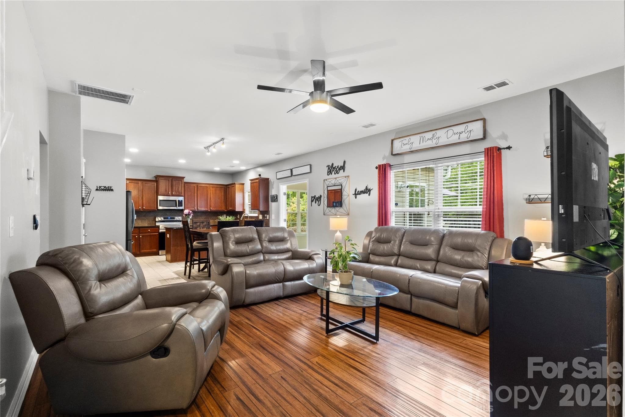 Single Family Residence at 6600 Hermsley Road, Charlotte, photo 17 of 39
