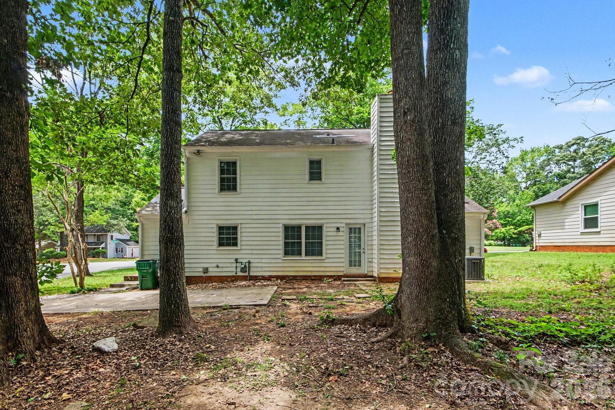 Single Family Residence at 5200 Birchbark Lane, Charlotte, photo 23 of 26
