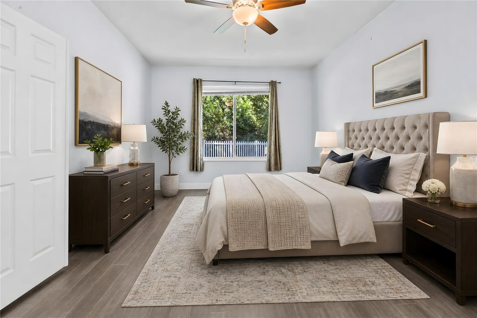 Single Family Residence at 1744 NESTLEWOOD TRL, ORLANDO, photo 3 of 48