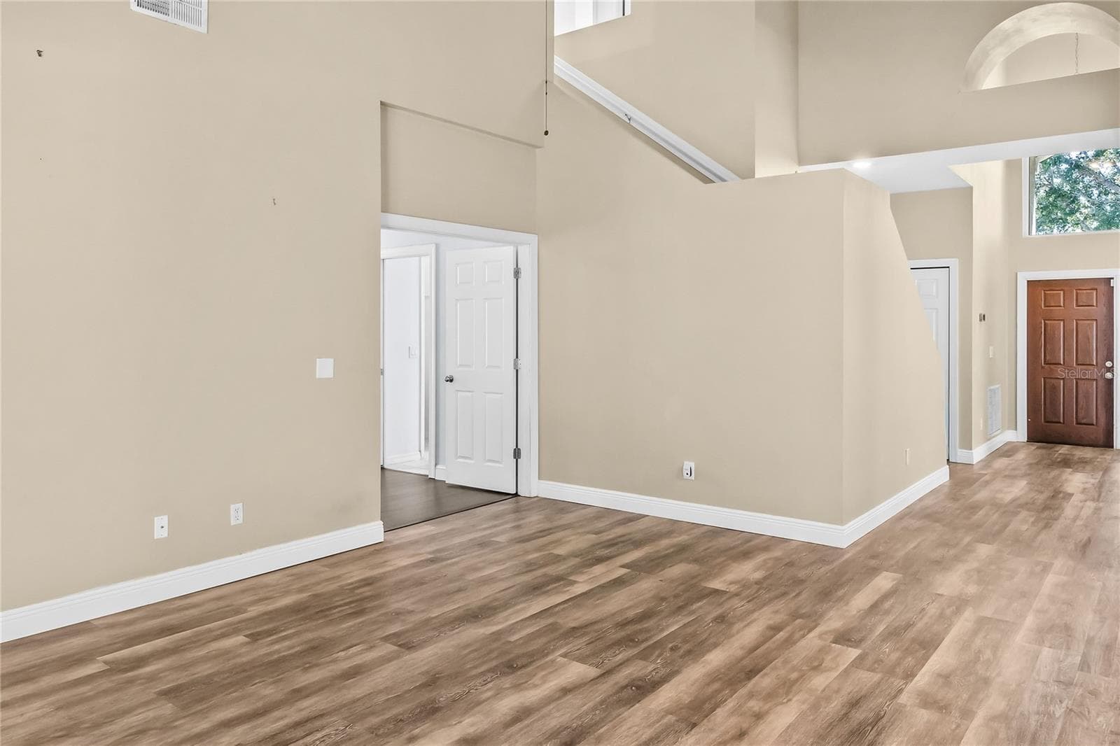 Single Family Residence at 1744 NESTLEWOOD TRL, ORLANDO, photo 15 of 48