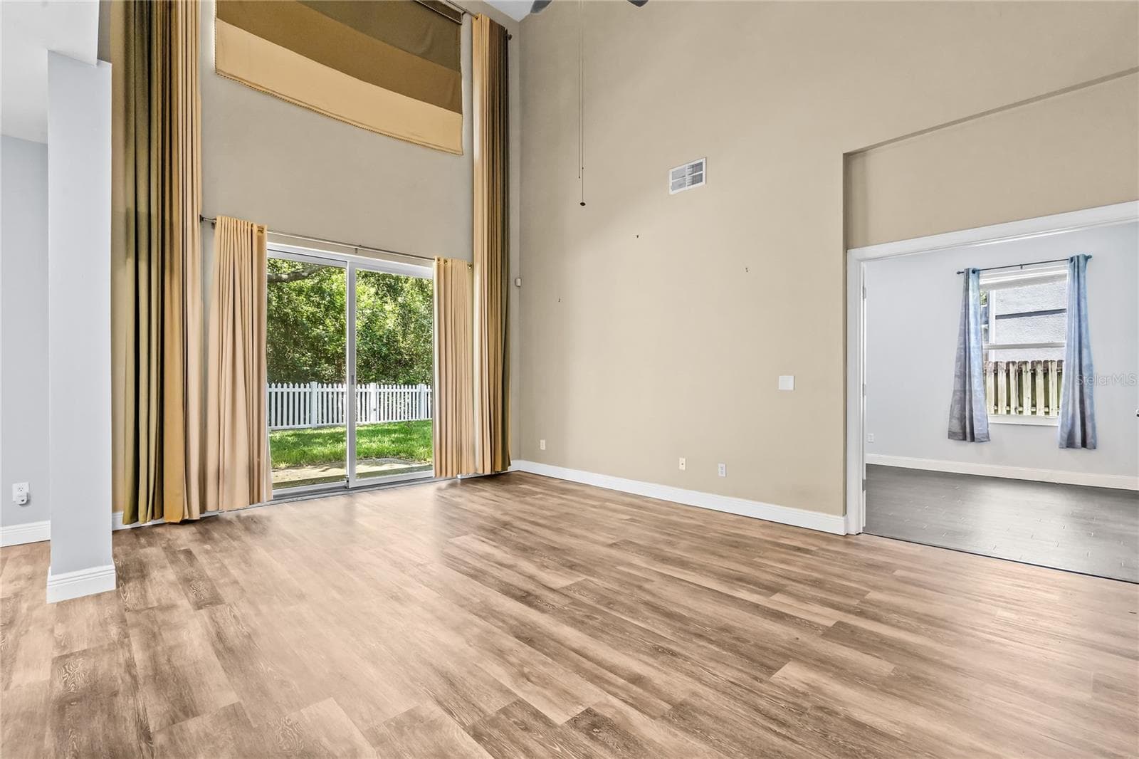 Single Family Residence at 1744 NESTLEWOOD TRL, ORLANDO, photo 29 of 48