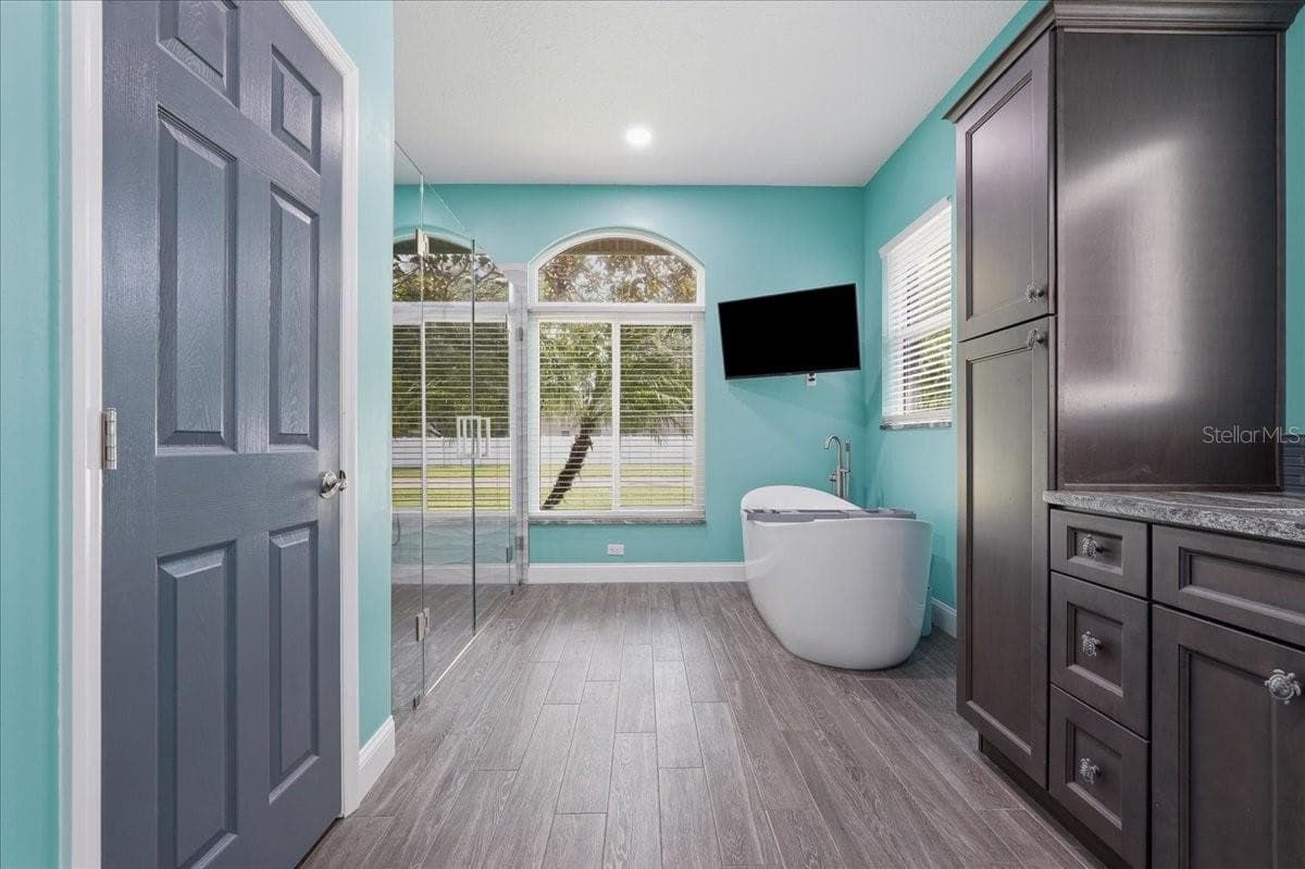 Primary Bathroom with spacious walk in closet - 17024 WINNERS CIR, ODESSA