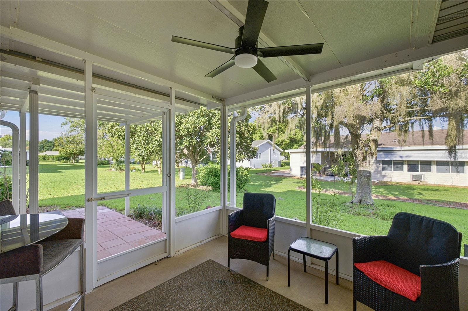 Screened Porch - 17832 SE 96TH AVE, SUMMERFIELD