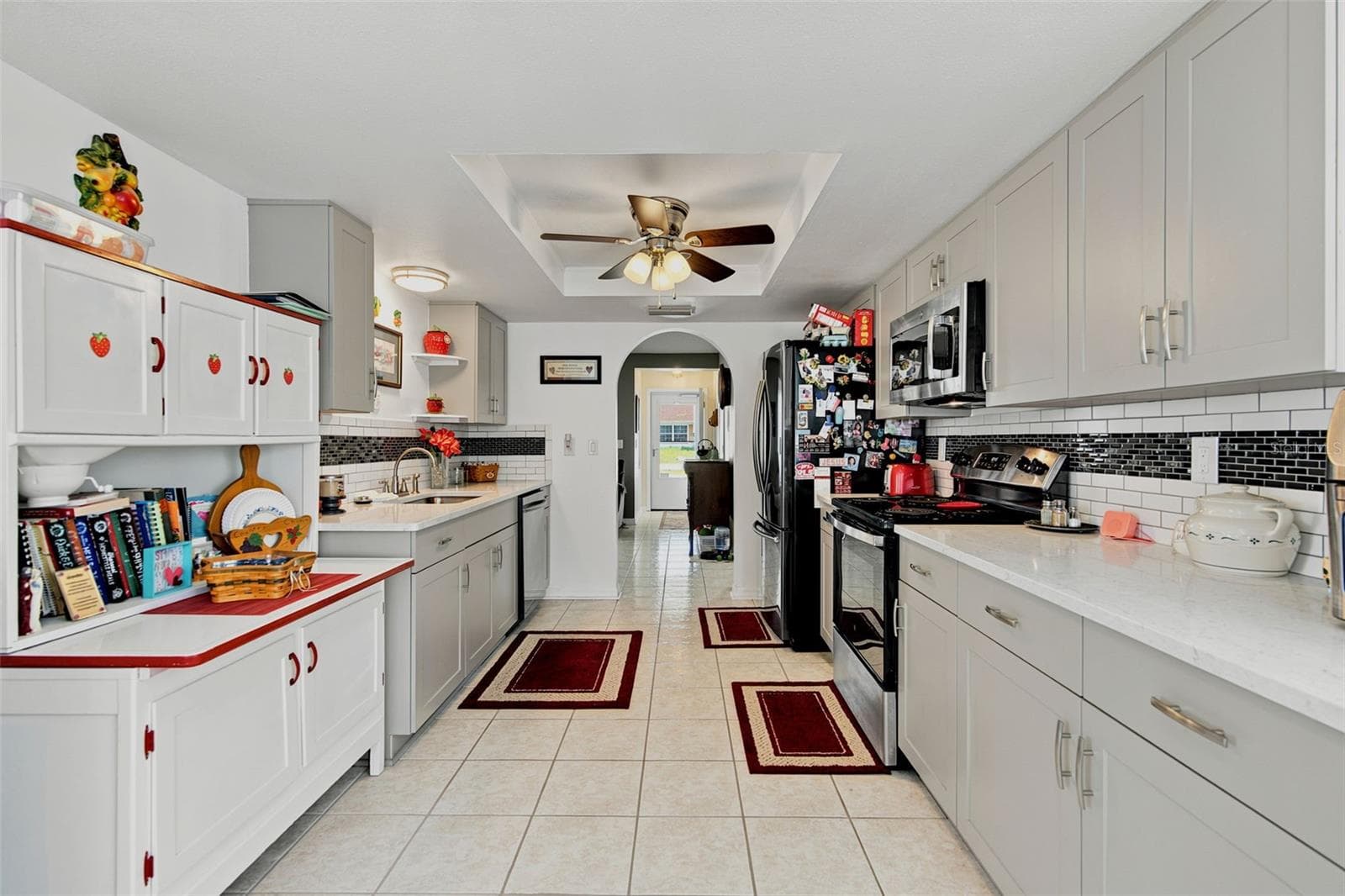 Single Family Residence at 4219 AUGUSTINE RD, SPRING HILL, photo 4 of 54