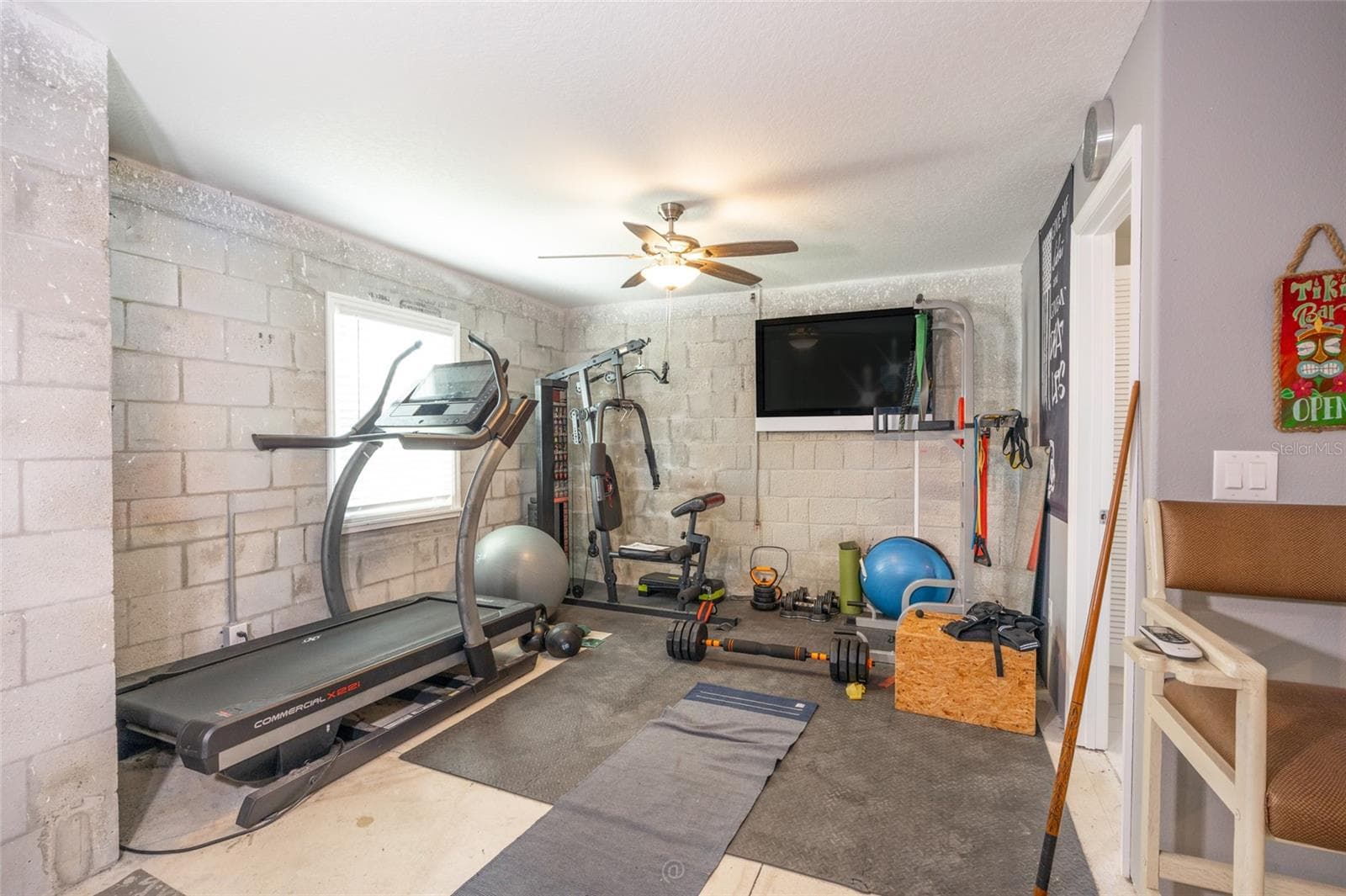 Home gym in the garage - 904 S DAYTONA AVE, FLAGLER BEACH
