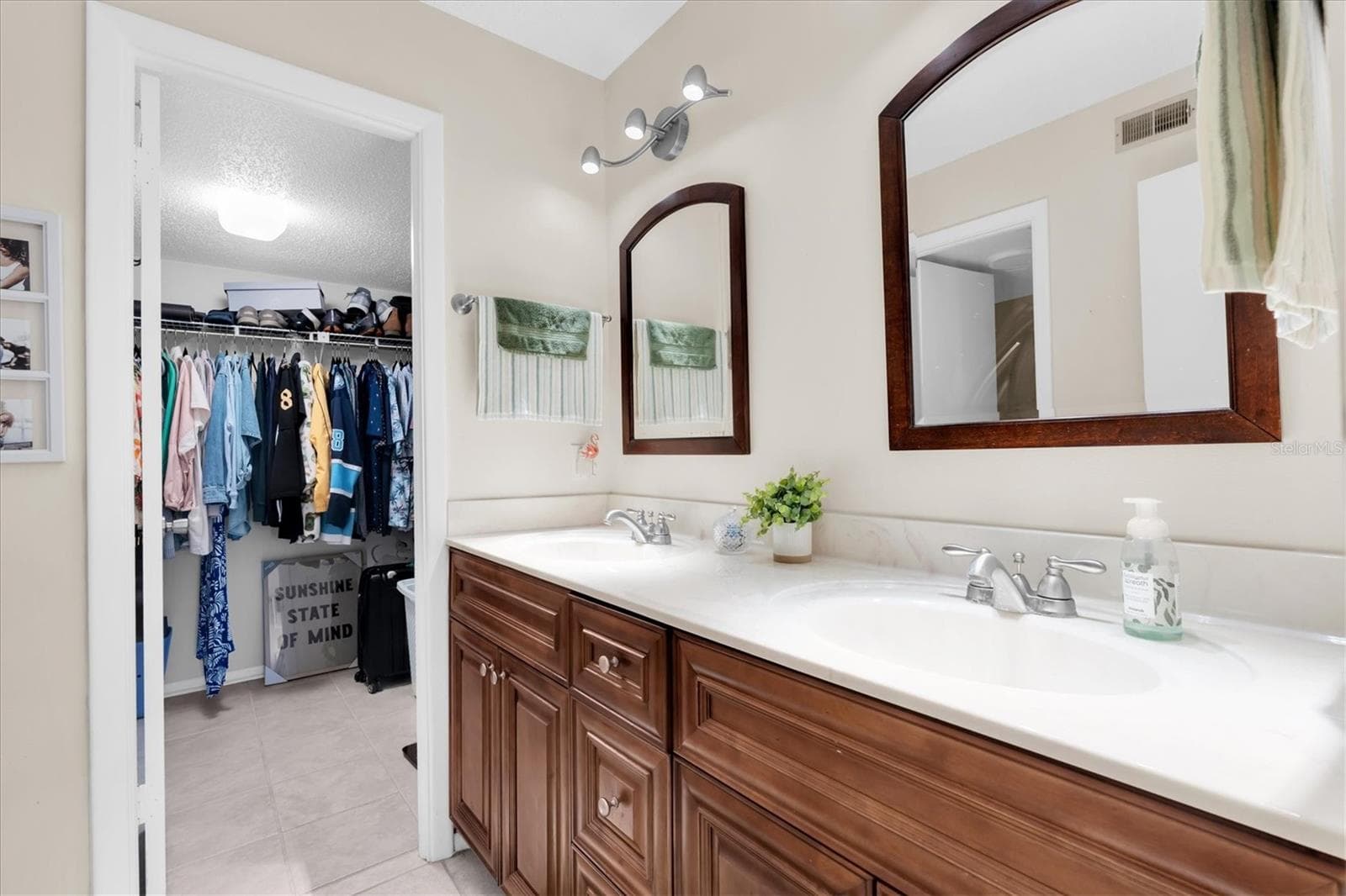 Condominium at 19029 US HIGHWAY 19 N #26-208, CLEARWATER, photo 24 of 36