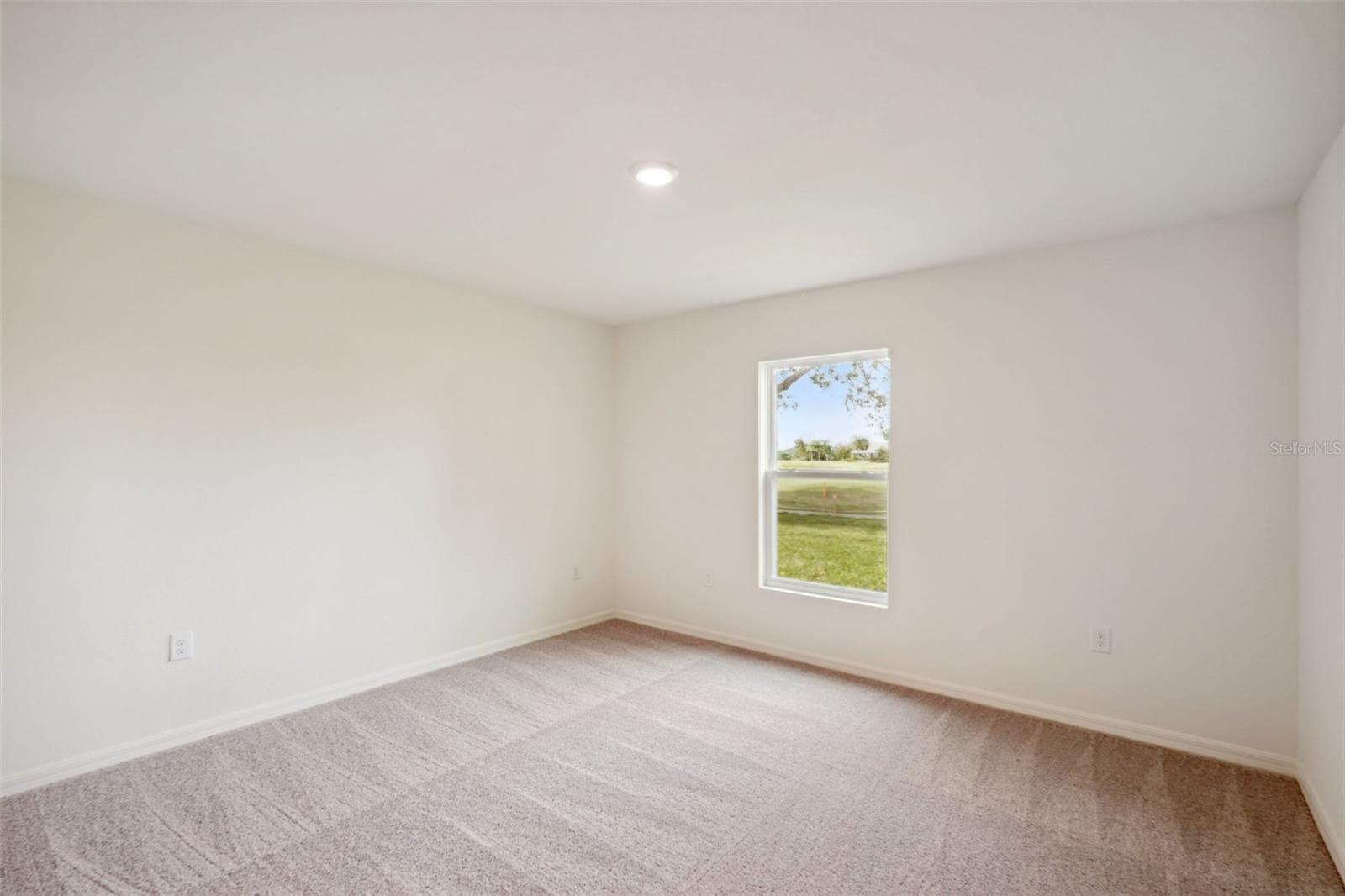 Single Family Residence at 11334 TELEPHONE RD, WEEKI WACHEE, photo 15 of 37