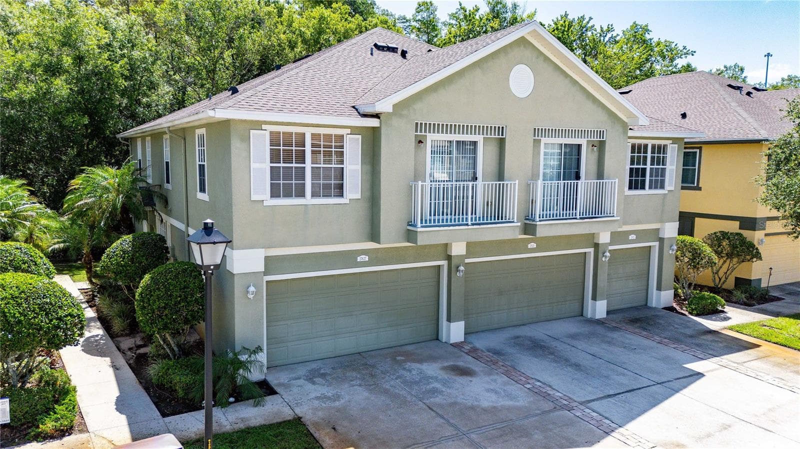 Townhouse at 27627 PLEASURE RIDE LOOP, WESLEY CHAPEL, photo 3 of 33