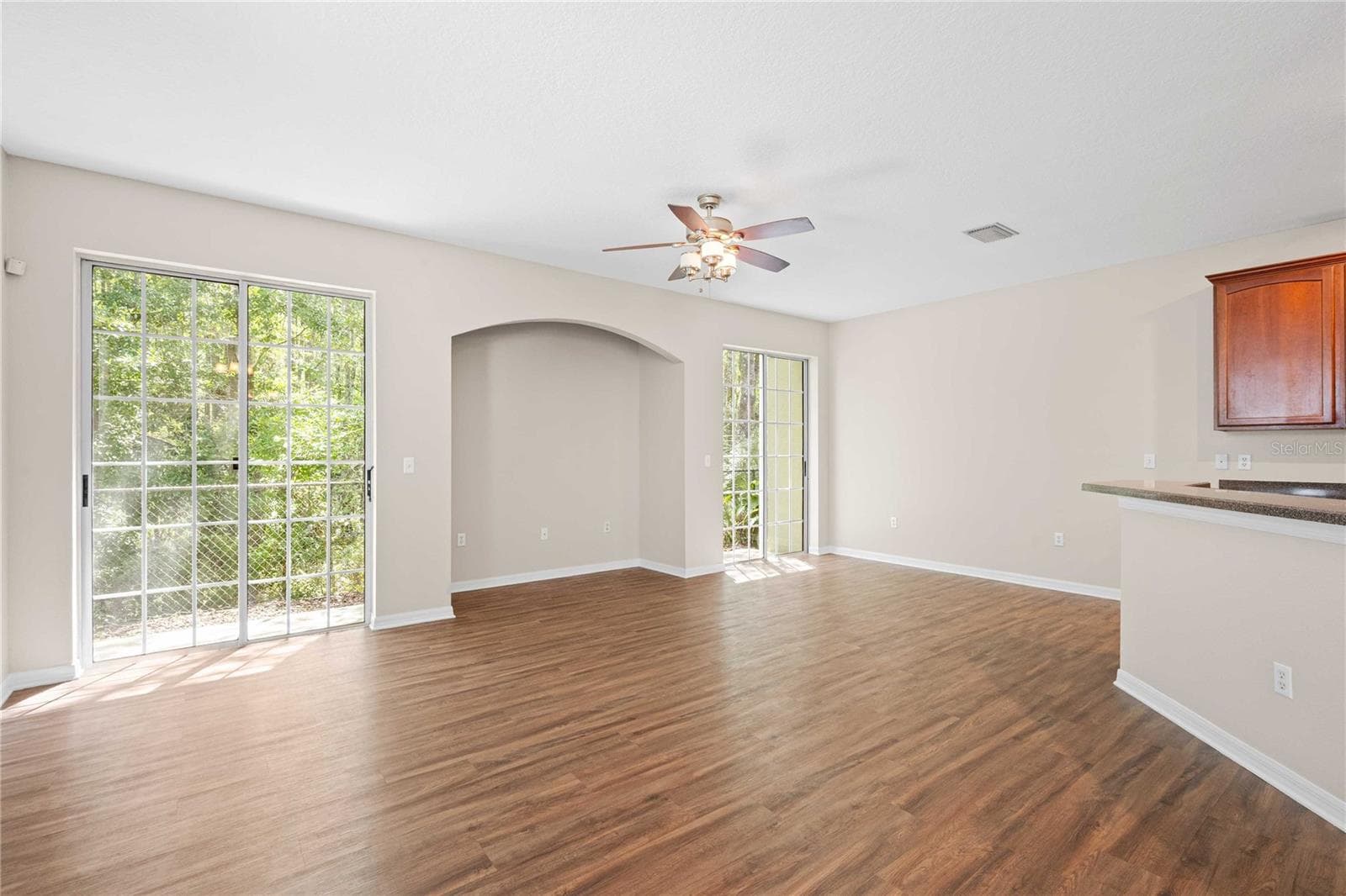 Townhouse at 27627 PLEASURE RIDE LOOP, WESLEY CHAPEL, photo 6 of 33