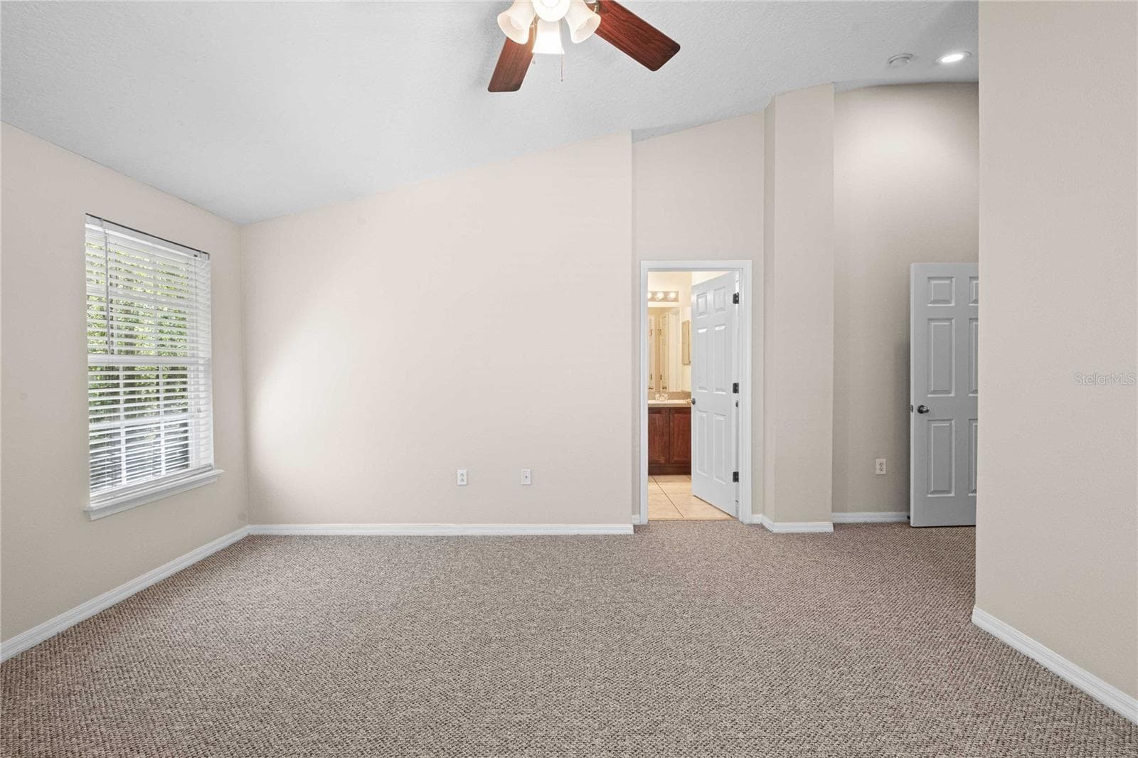 Townhouse at 27627 PLEASURE RIDE LOOP, WESLEY CHAPEL, photo 22 of 33