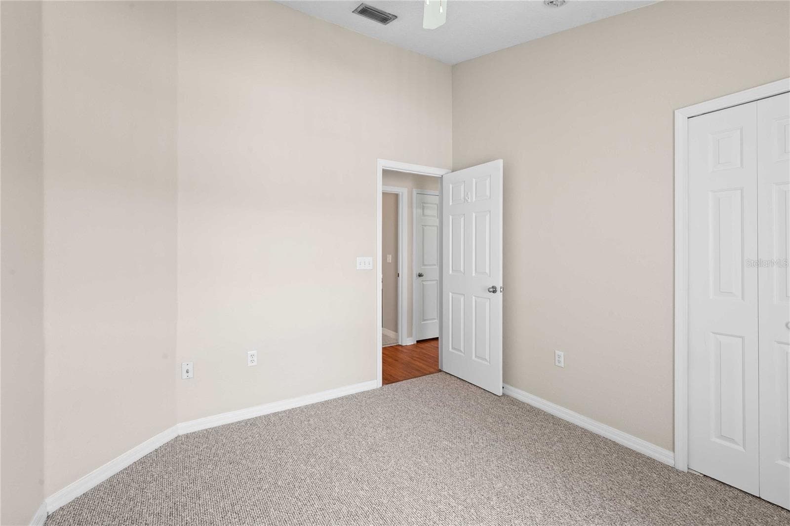 Townhouse at 27627 PLEASURE RIDE LOOP, WESLEY CHAPEL, photo 27 of 33