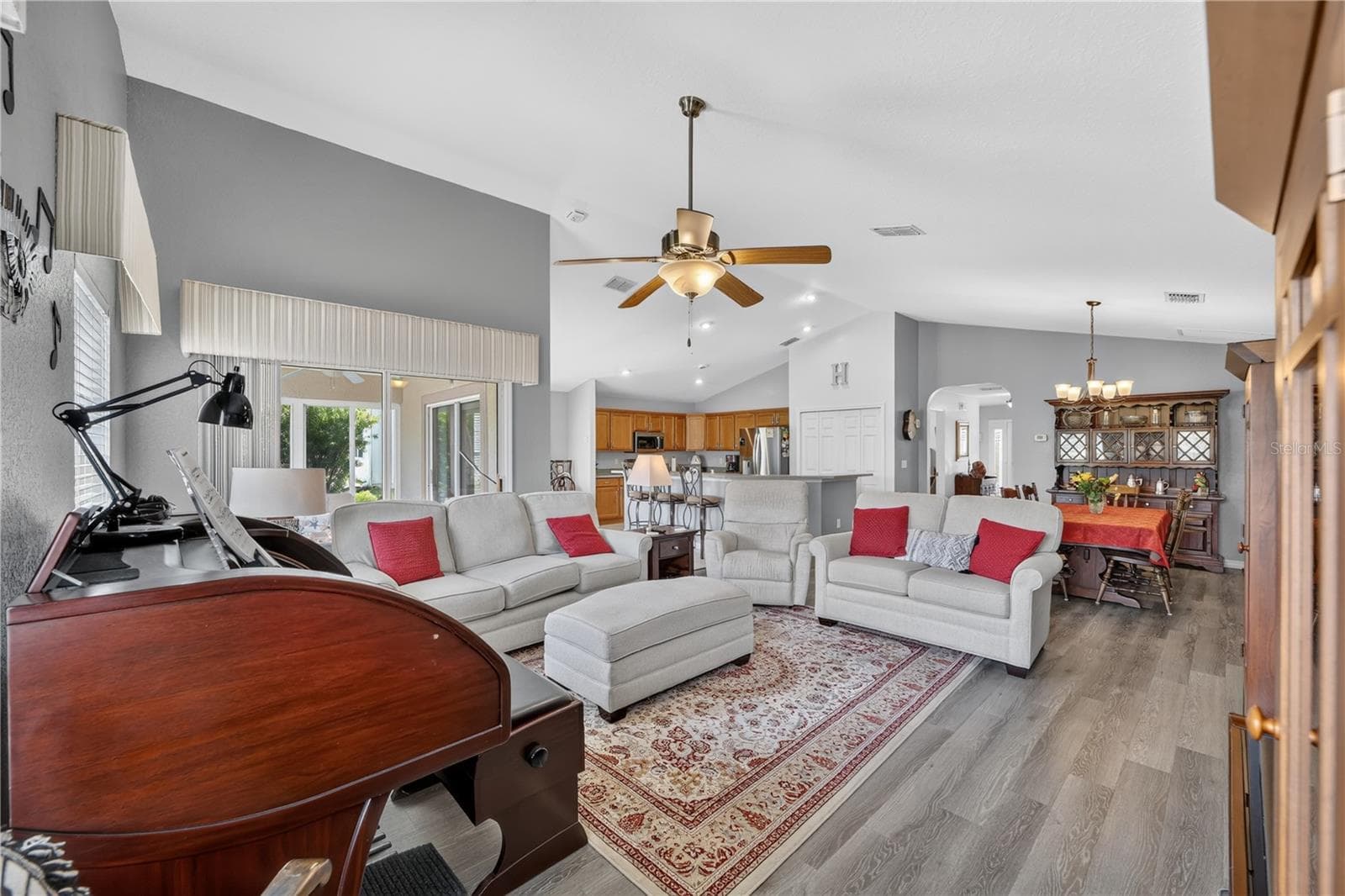 Single Family Residence at 11193 SE 173RD PL, SUMMERFIELD, photo 9 of 48