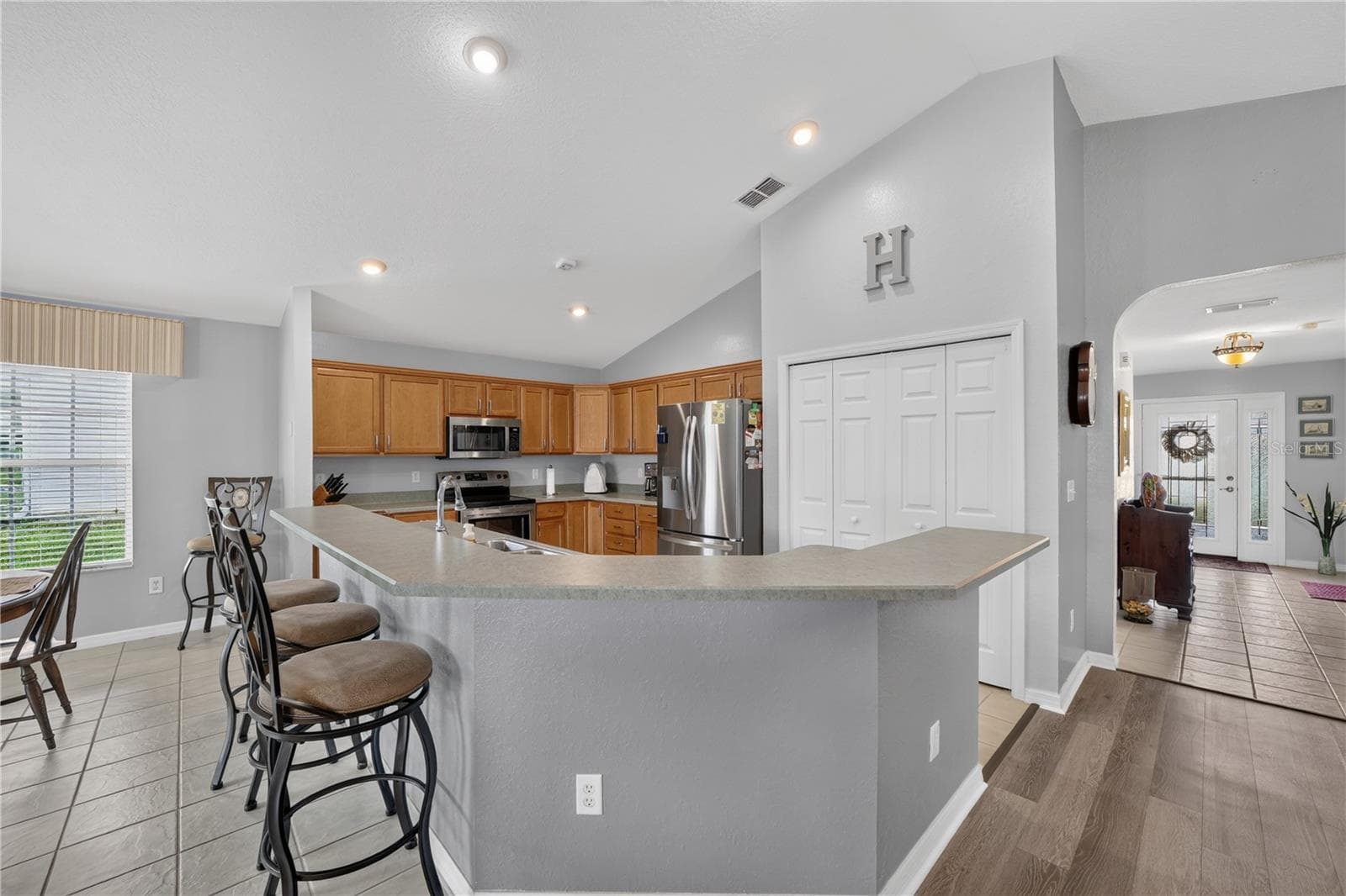 Single Family Residence at 11193 SE 173RD PL, SUMMERFIELD, photo 18 of 48
