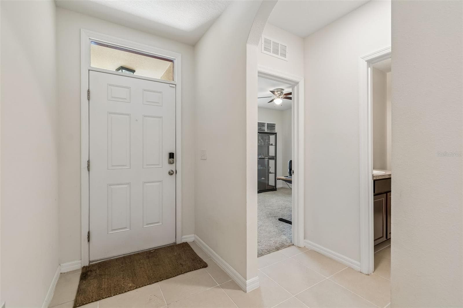 Single Family Residence at 11910 LITTLE VIOLET CIR, RIVERVIEW, photo 16 of 73
