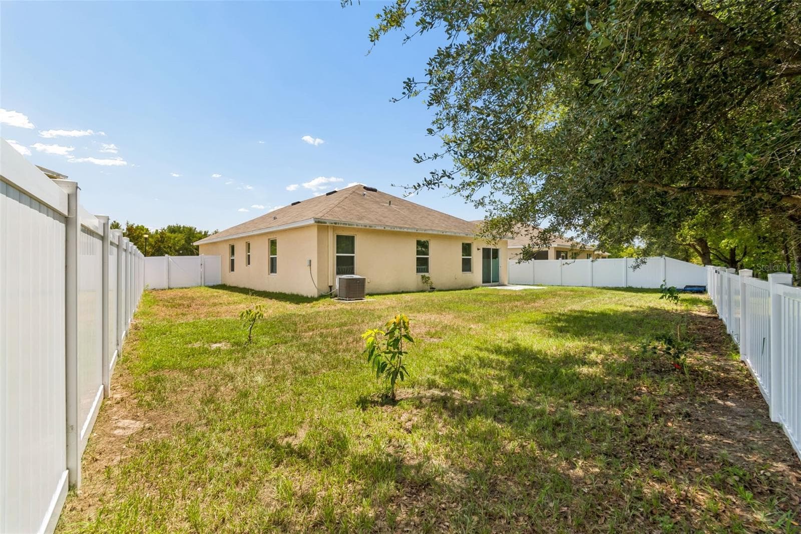 Single Family Residence at 11910 LITTLE VIOLET CIR, RIVERVIEW, photo 36 of 73