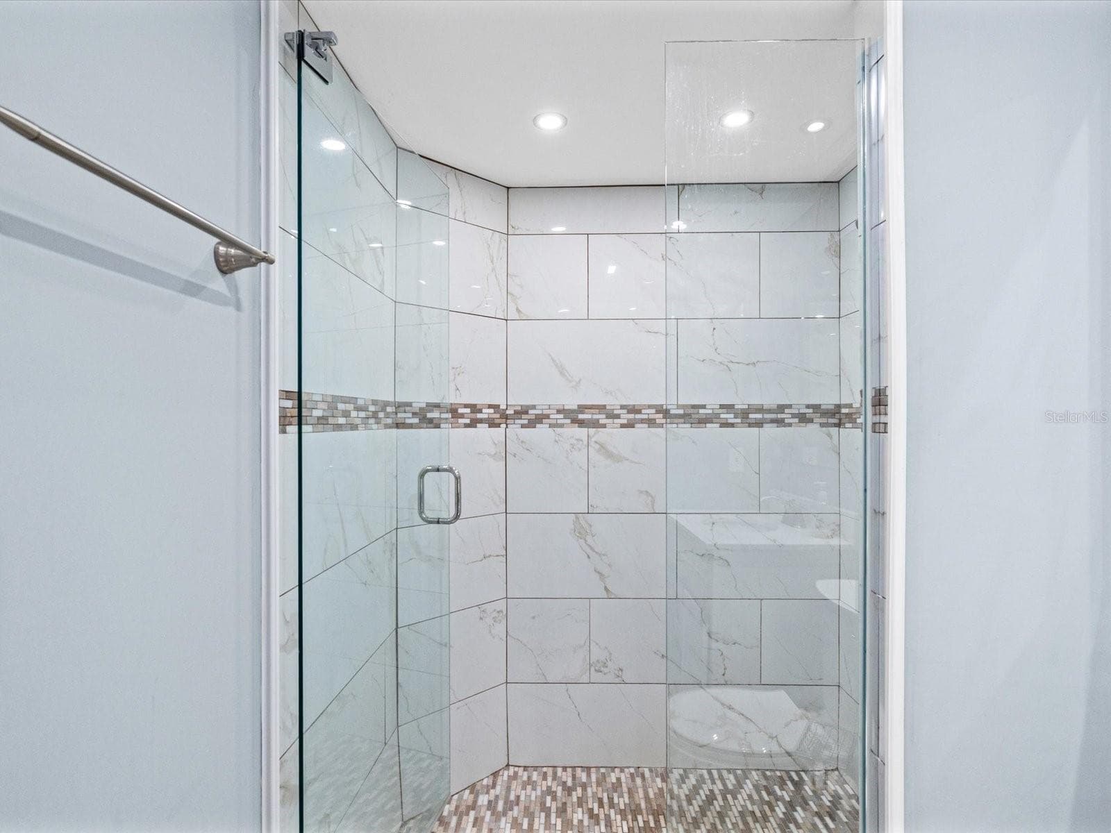 Condominium at 6800 20TH AVE N #503, ST PETERSBURG, photo 16 of 39