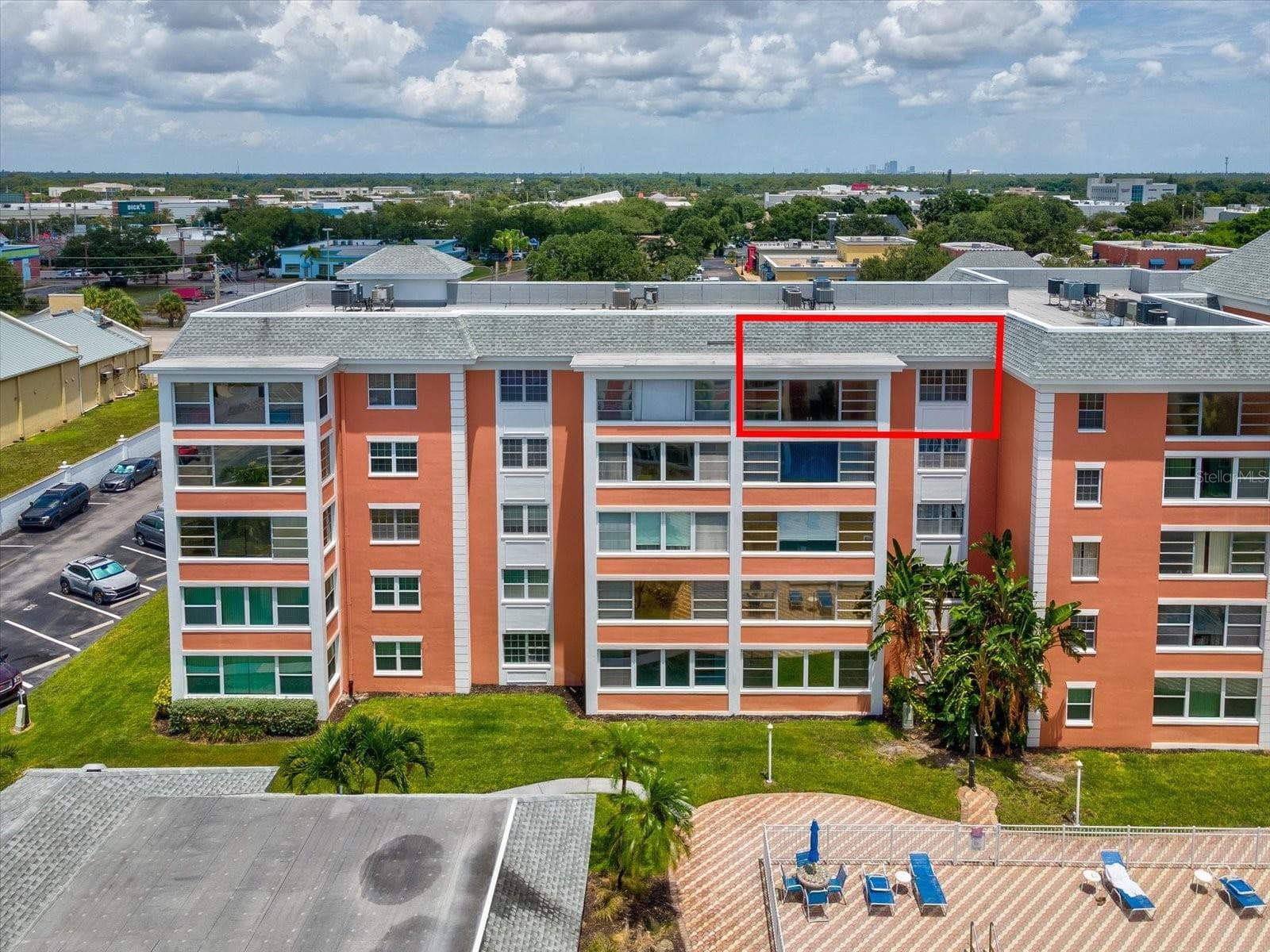 Condominium at 6800 20TH AVE N #503, ST PETERSBURG, photo 3 of 39