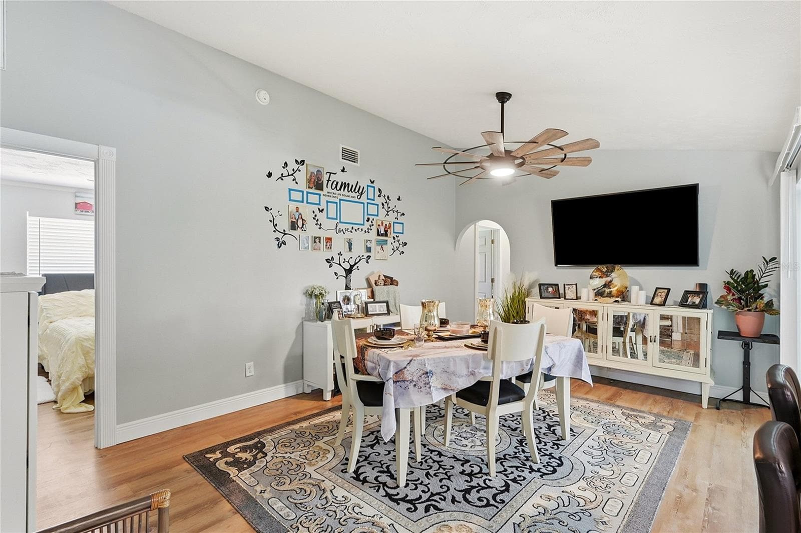 Single Family Residence at 7219 REYMOOR DR, NORTH FORT MYERS, photo 15 of 64