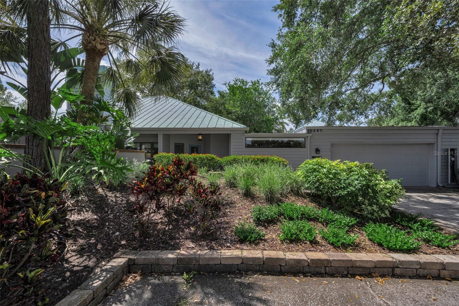 10497 LONGWOOD DR