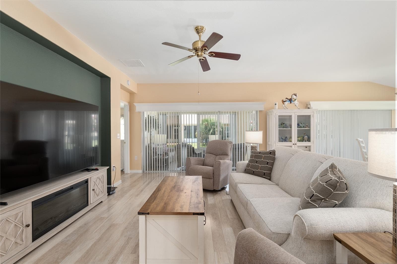 Single Family Residence at 8716 SE 136TH PL, SUMMERFIELD, photo 13 of 73