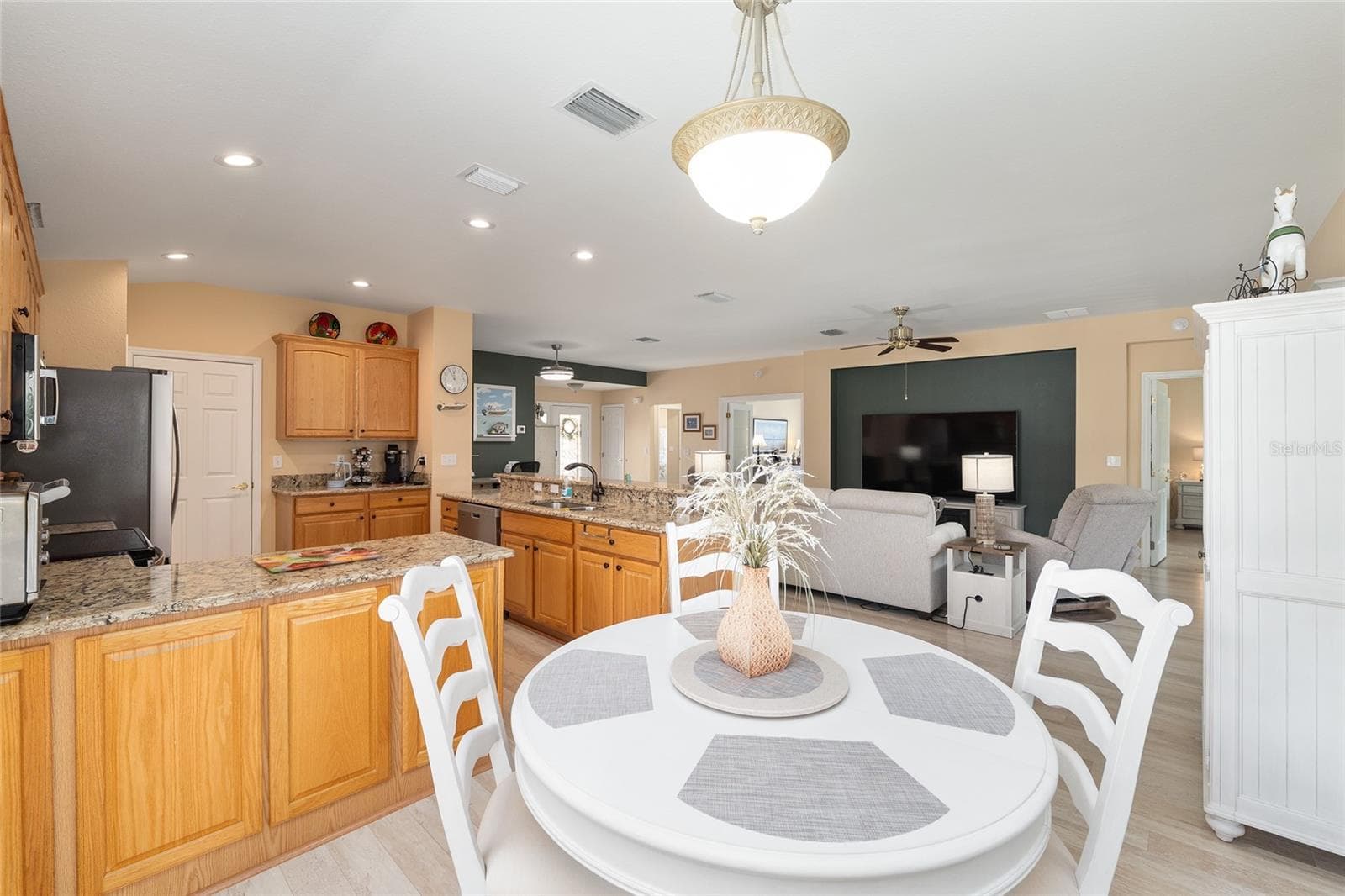 Single Family Residence at 8716 SE 136TH PL, SUMMERFIELD, photo 23 of 73
