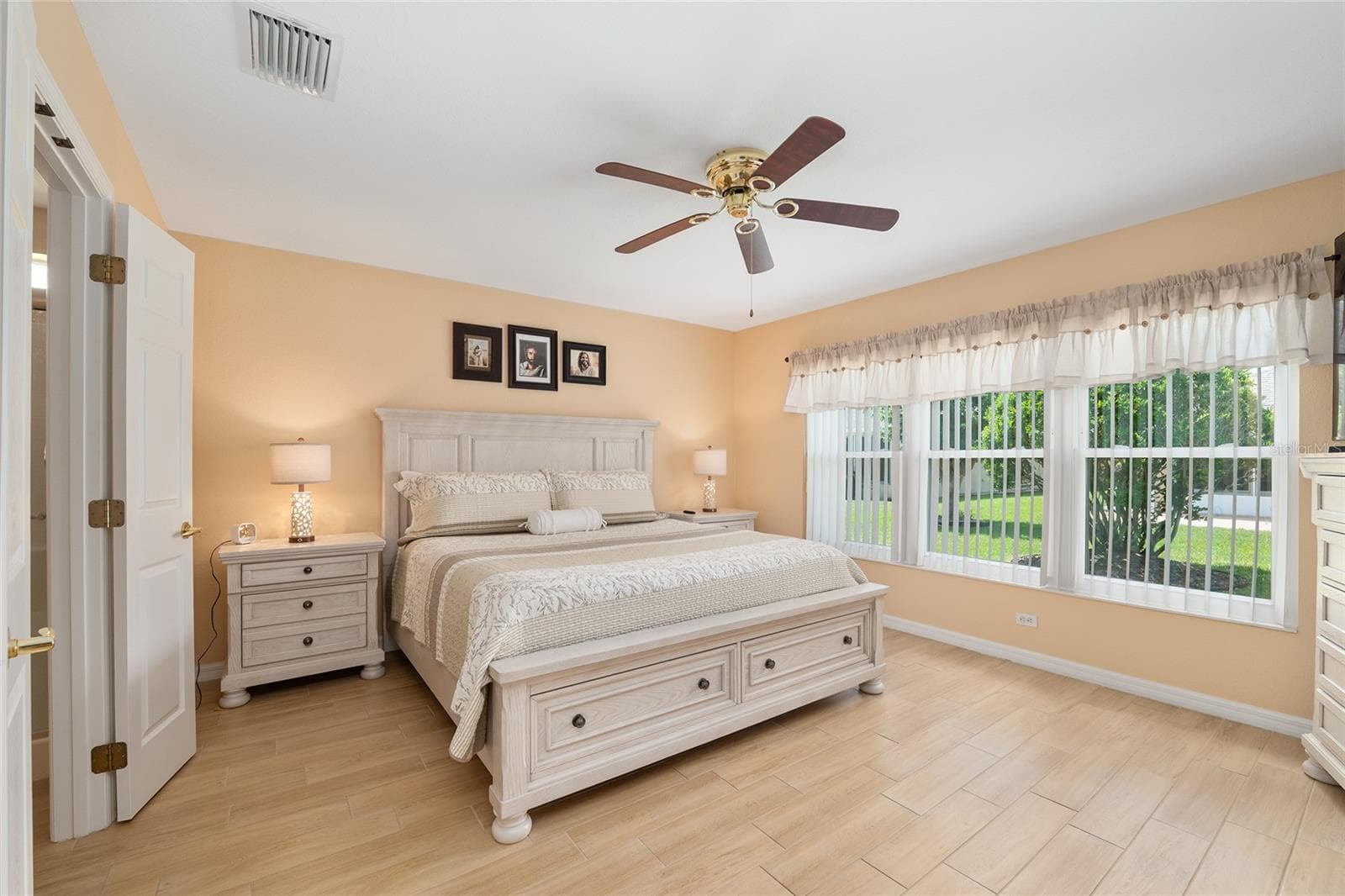 Single Family Residence at 8716 SE 136TH PL, SUMMERFIELD, photo 34 of 73