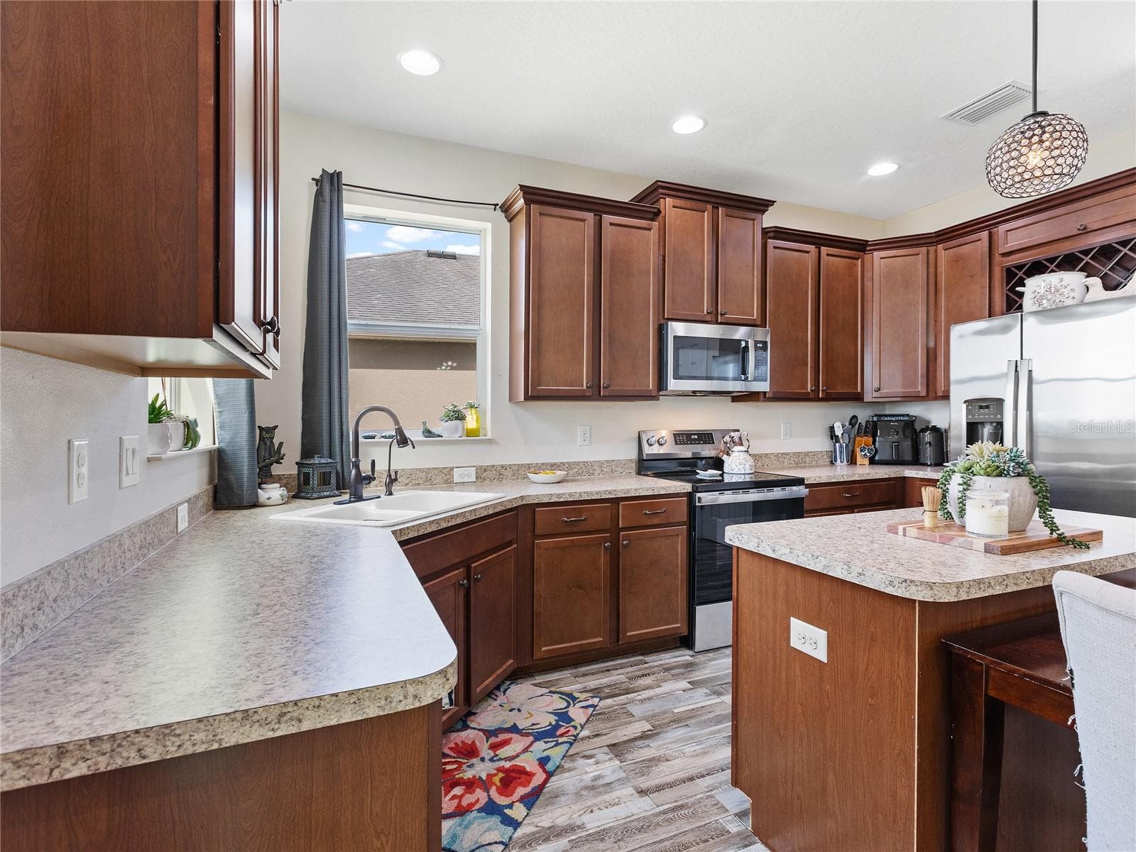 Kitchen - 11323 80TH ST E, PARRISH