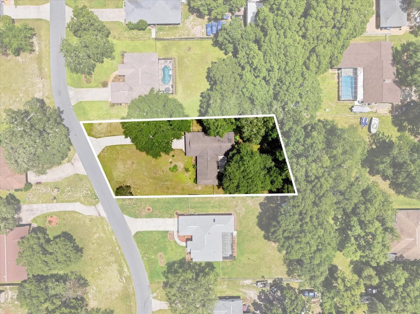 Single Family Residence at 3103 S BAY BERRY PT, INVERNESS, photo 3 of 49