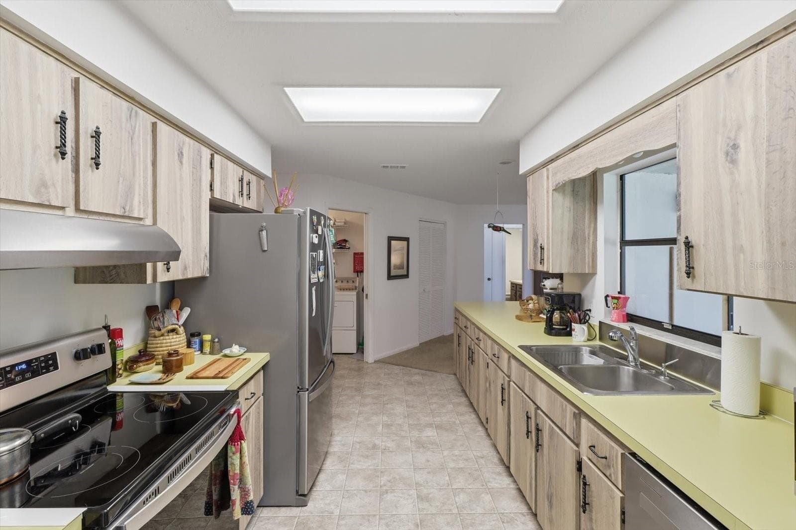 Single Family Residence at 3103 S BAY BERRY PT, INVERNESS, photo 12 of 49
