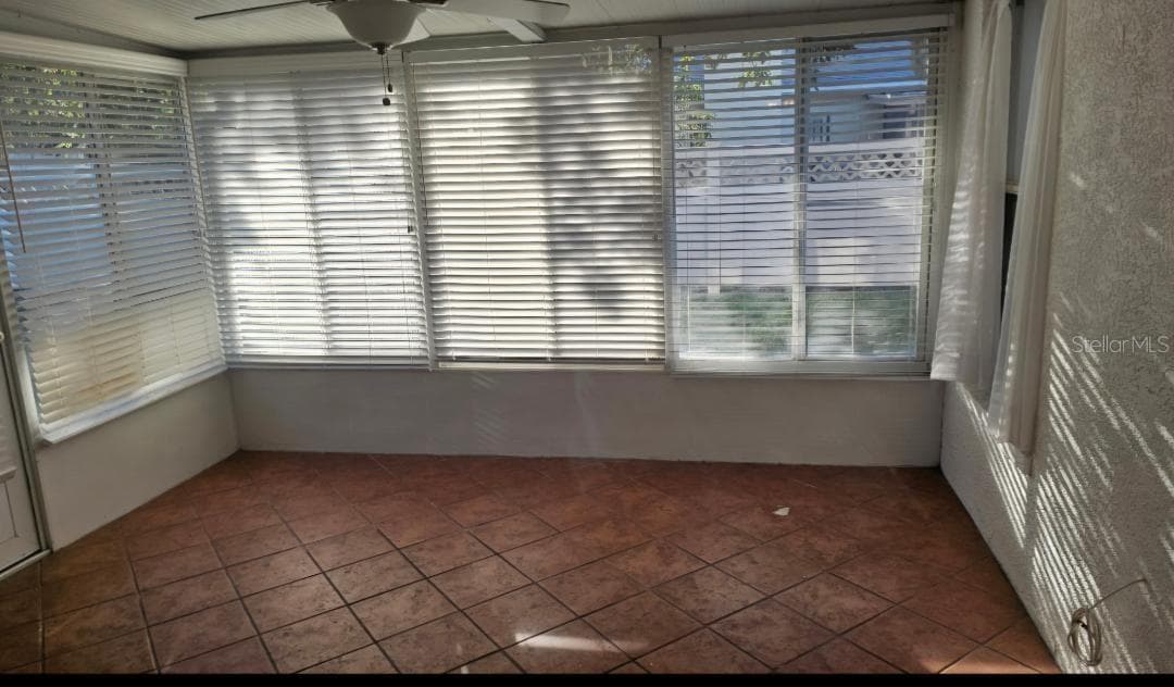 GLASS LANAI - 13109 ELGAR PL, RIVERVIEW