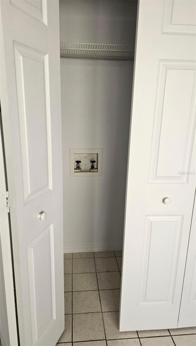 LAUNDRY IN KIT - 13109 ELGAR PL, RIVERVIEW