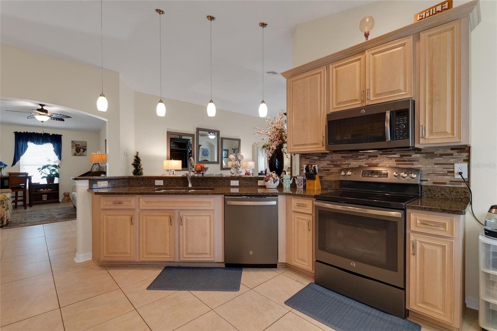 Single Family Residence at 4132 MARTINDALE LOOP, WINTER HAVEN, photo 21 of 60