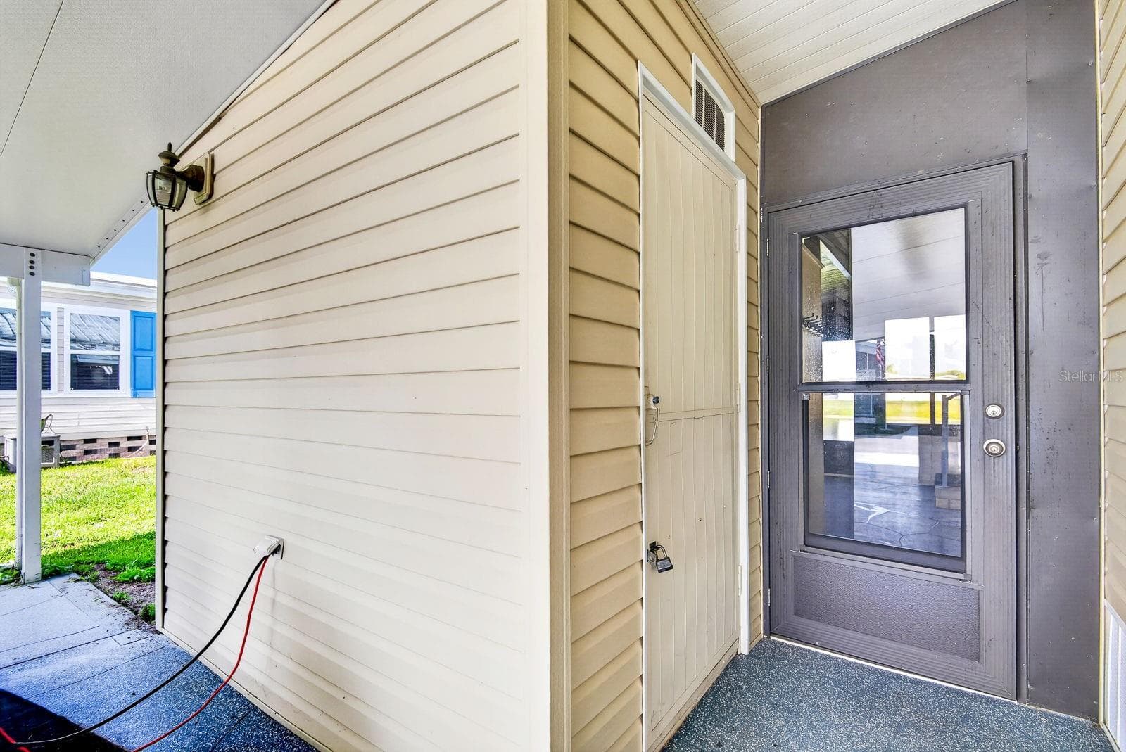 Manufactured Home at 9107 34TH AVE E, PALMETTO, photo 12 of 49