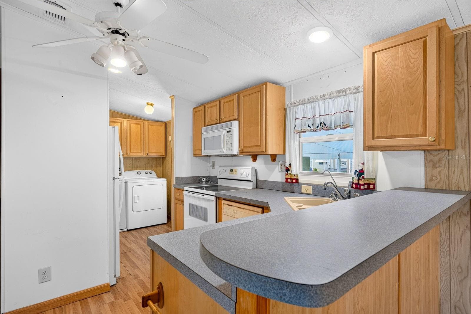 Manufactured Home at 9107 34TH AVE E, PALMETTO, photo 19 of 49