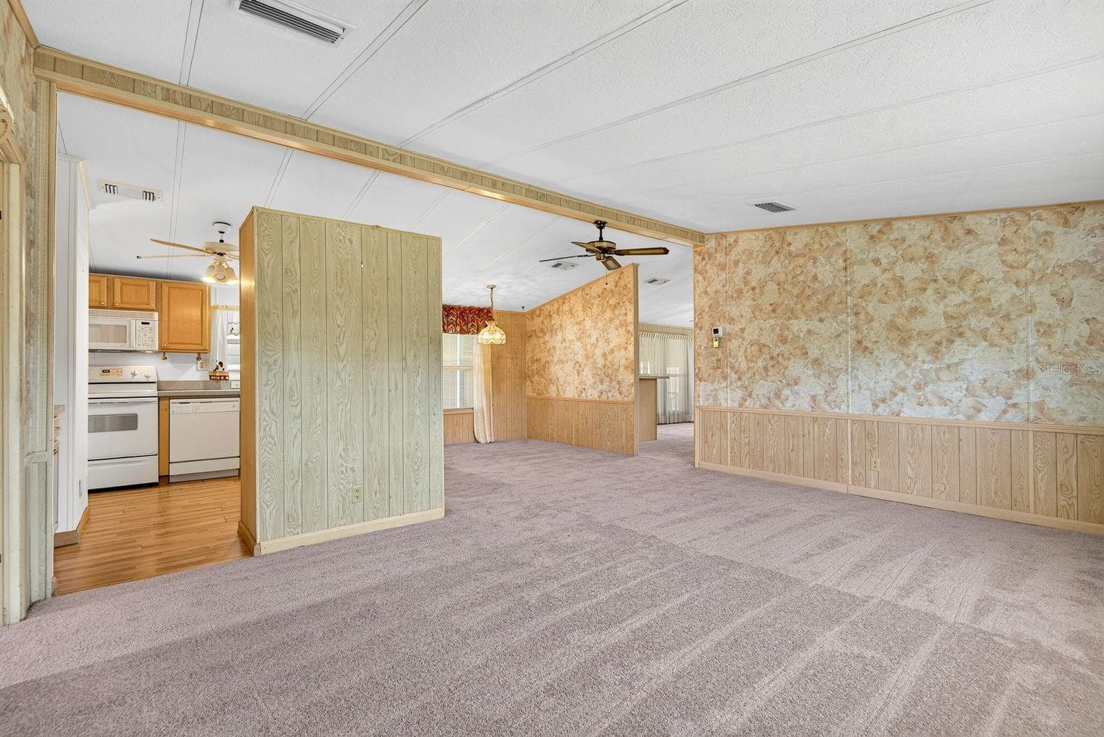 Manufactured Home at 9107 34TH AVE E, PALMETTO, photo 45 of 49
