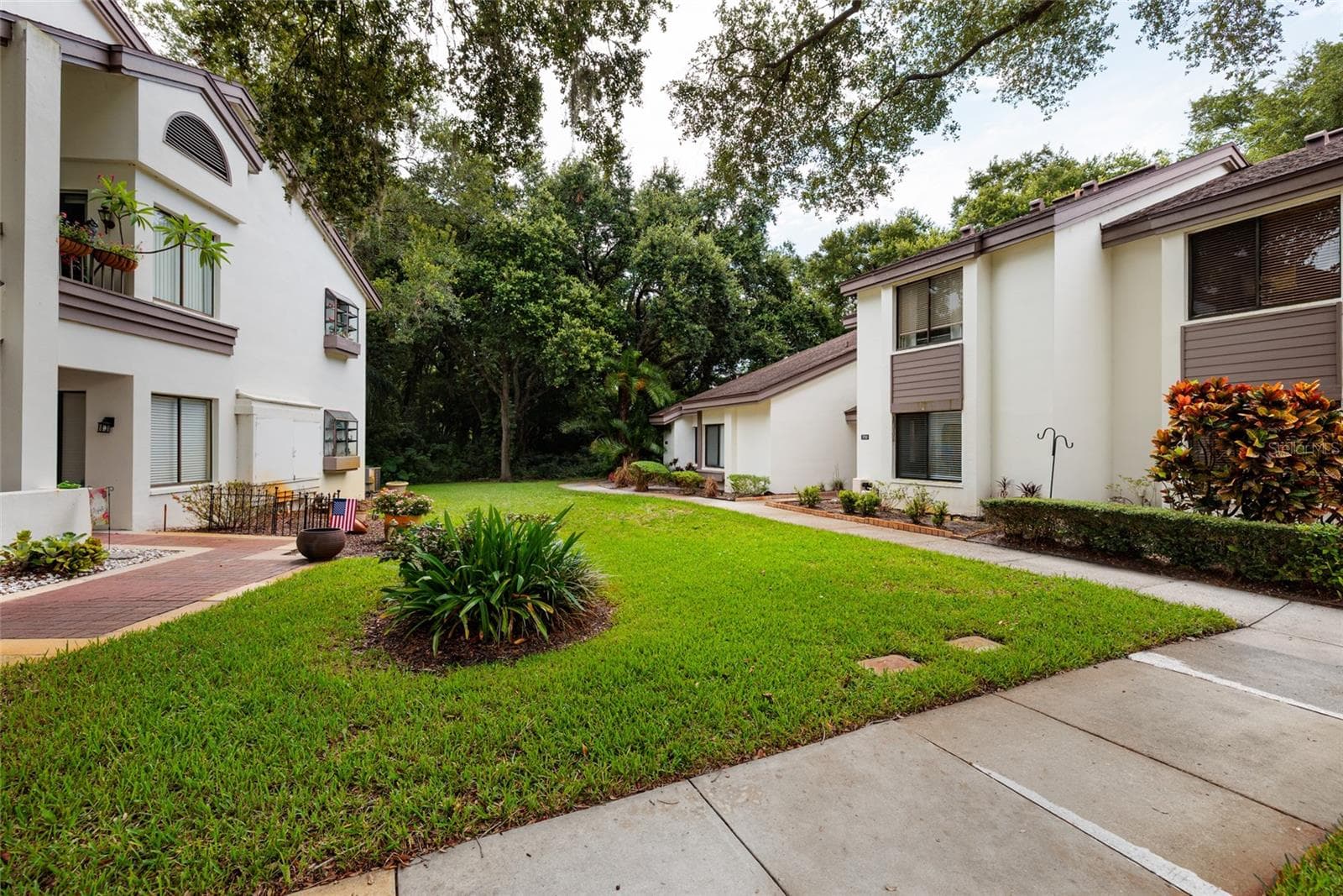 Exterior Front - 1750 LAKE CYPRESS DR #1002, SAFETY HARBOR