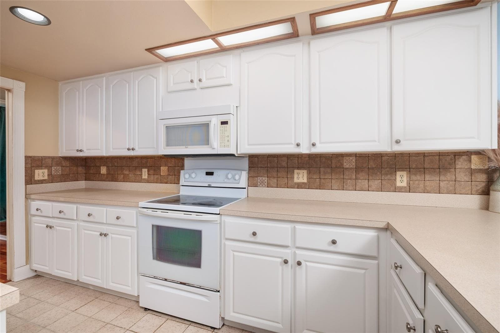Kitchen - 1750 LAKE CYPRESS DR #1002, SAFETY HARBOR