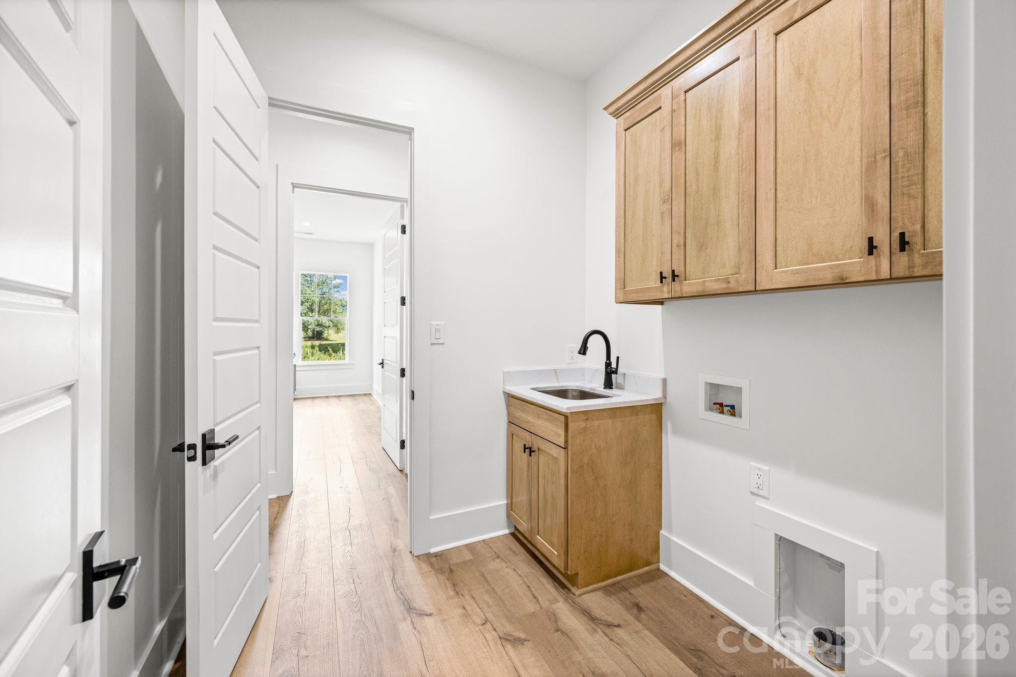 Laundry w/ Sink - 121 Juniper Road, Mooresville