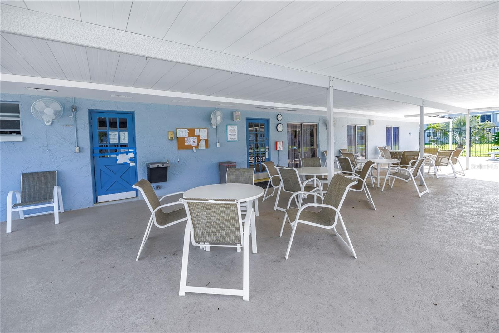 Condominium at 4715 BAY ST NE #320, ST PETERSBURG, photo 27 of 33