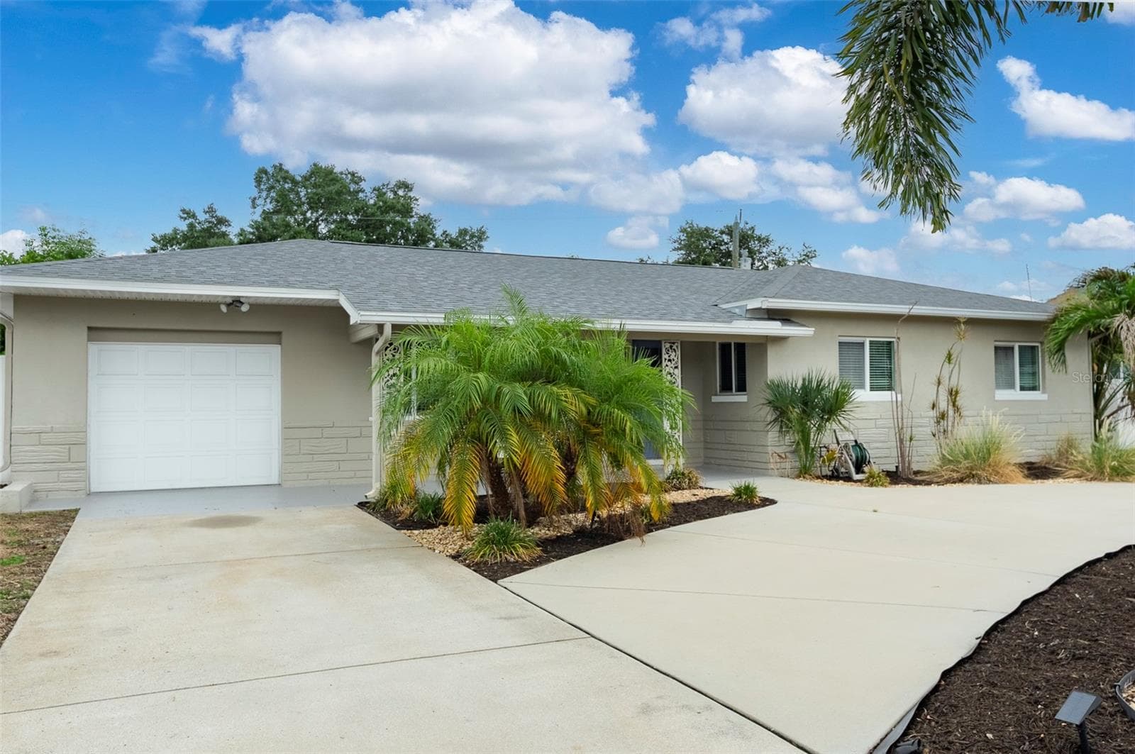 Single Family Residence at 6355 23RD AVE N, ST PETERSBURG, photo 3 of 44