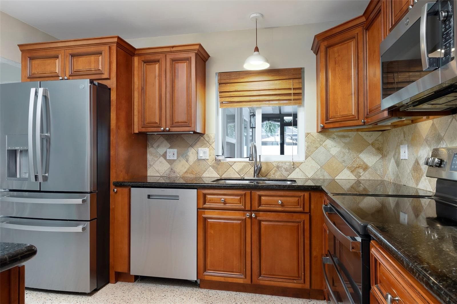 Kitchen - 6355 23RD AVE N, ST PETERSBURG